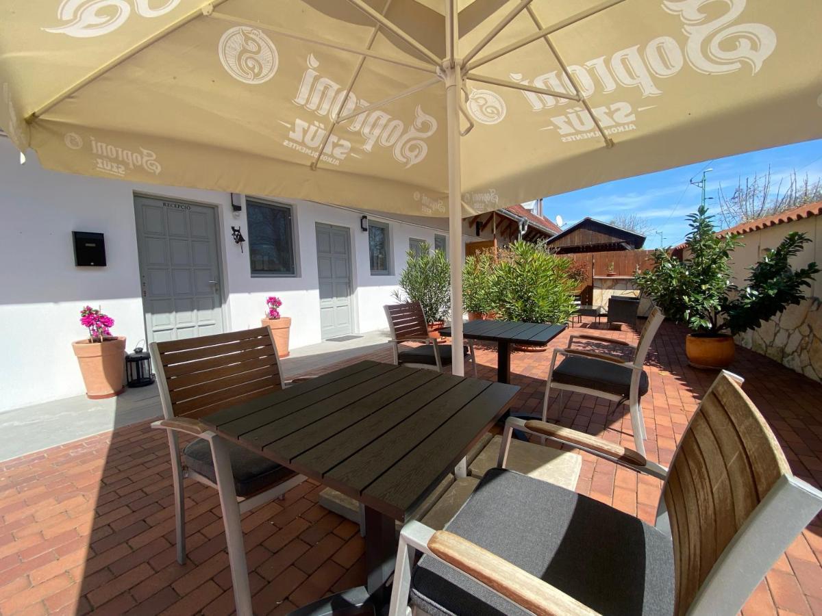 Szkita Panzio Bed and Breakfast Balatonmáriafürdő Exteriör bild